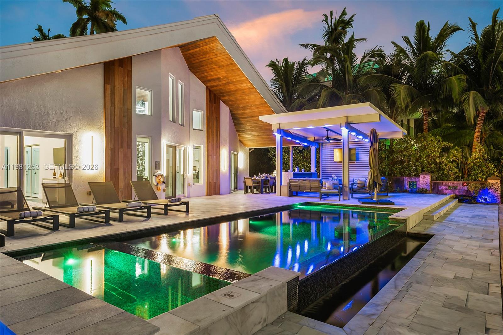 NORTH BAY ISLAND - Residential