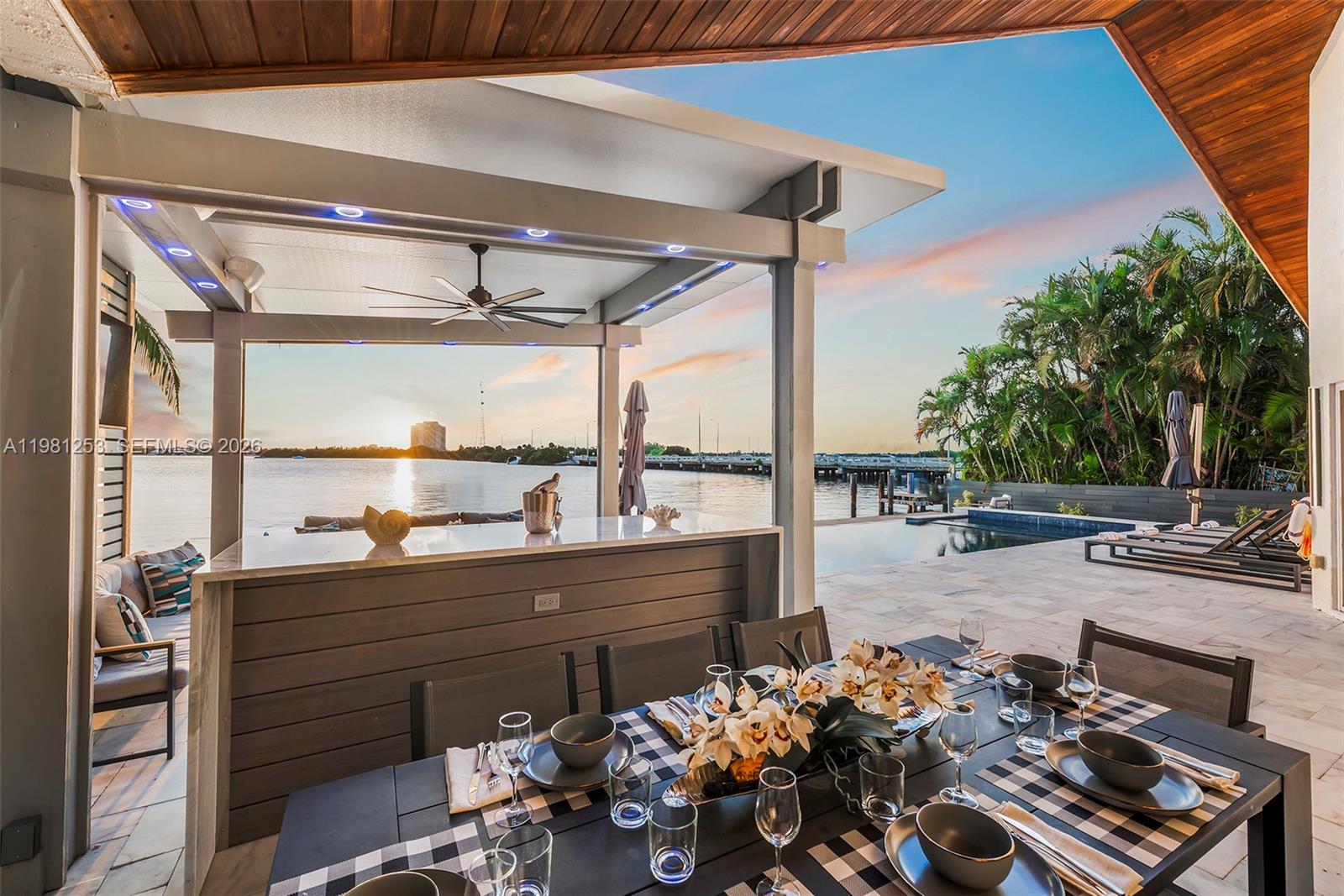 NORTH BAY ISLAND - Residential