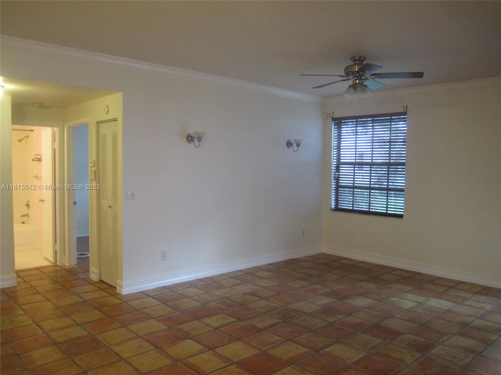 11989 NW 11th St 11989