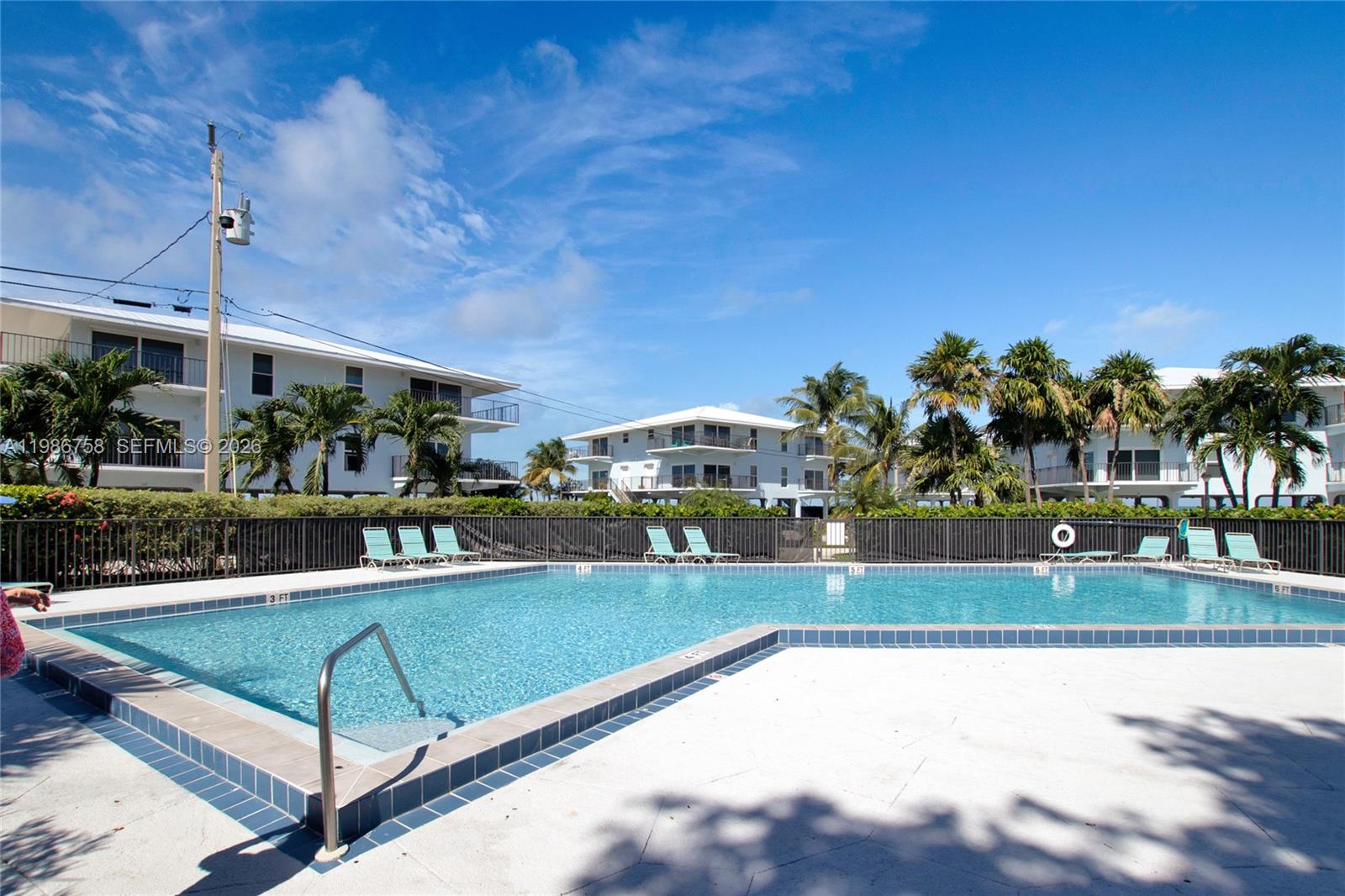 GULFPOINTE I & II - Residential