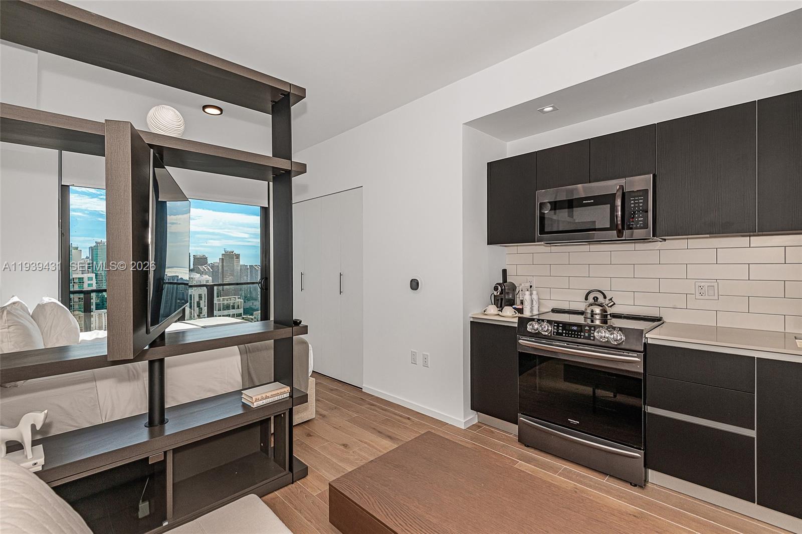 MAP OF MIAMI DADE CO. FL. - Residential