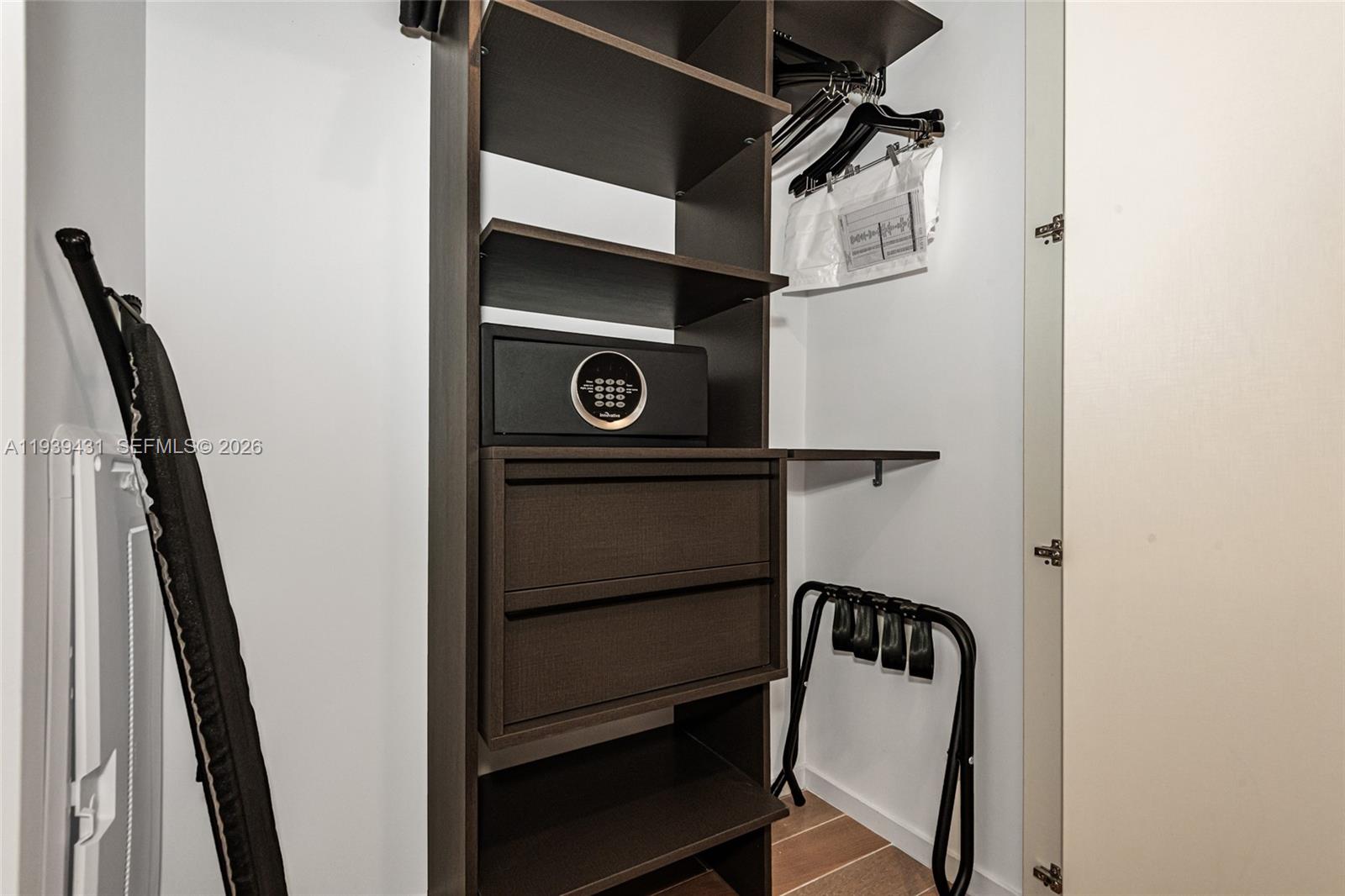 MAP OF MIAMI DADE CO. FL. - Residential