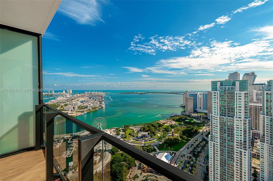 Motivated Seller!!! Live Above It All in the Heart of Miami! Step into luxury with this fully furnished Studio, 1 bathroom residence, perfectly positioned in the best line of the building. Enjoy breathtaking 360° views of Biscayne Bay from every angle sunrises, sunsets, and the sparkling city skyline are all yours.

This unit delivers more than just a home it’s a lifestyle. Relax by the wrap-around resort-style pool, push your limits in the two-story fitness center, and host unforgettable evenings in the sky lounge with sweeping panoramic views.

With 24/7 concierge service and valet parking, your comfort and convenience come first. Located in vibrant Downtown Miami, you're just steps from world-class dining, culture, and entertainment.

Turnkey, stylish, and unmatched your next chapter starts here. Text listing agent for an exceptional welcome 786-609-0926