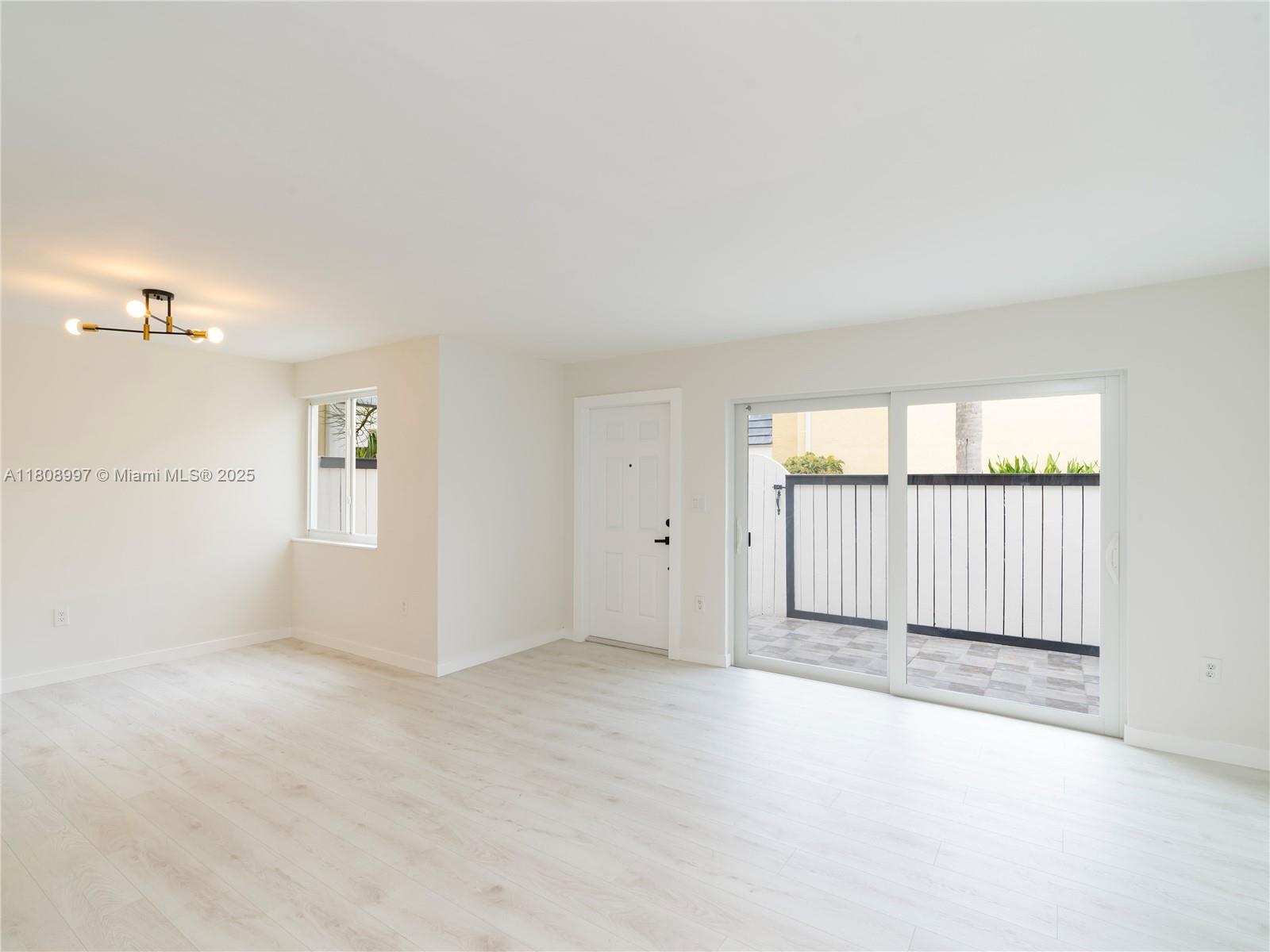 4530 SW 68th Court Circle 37-6