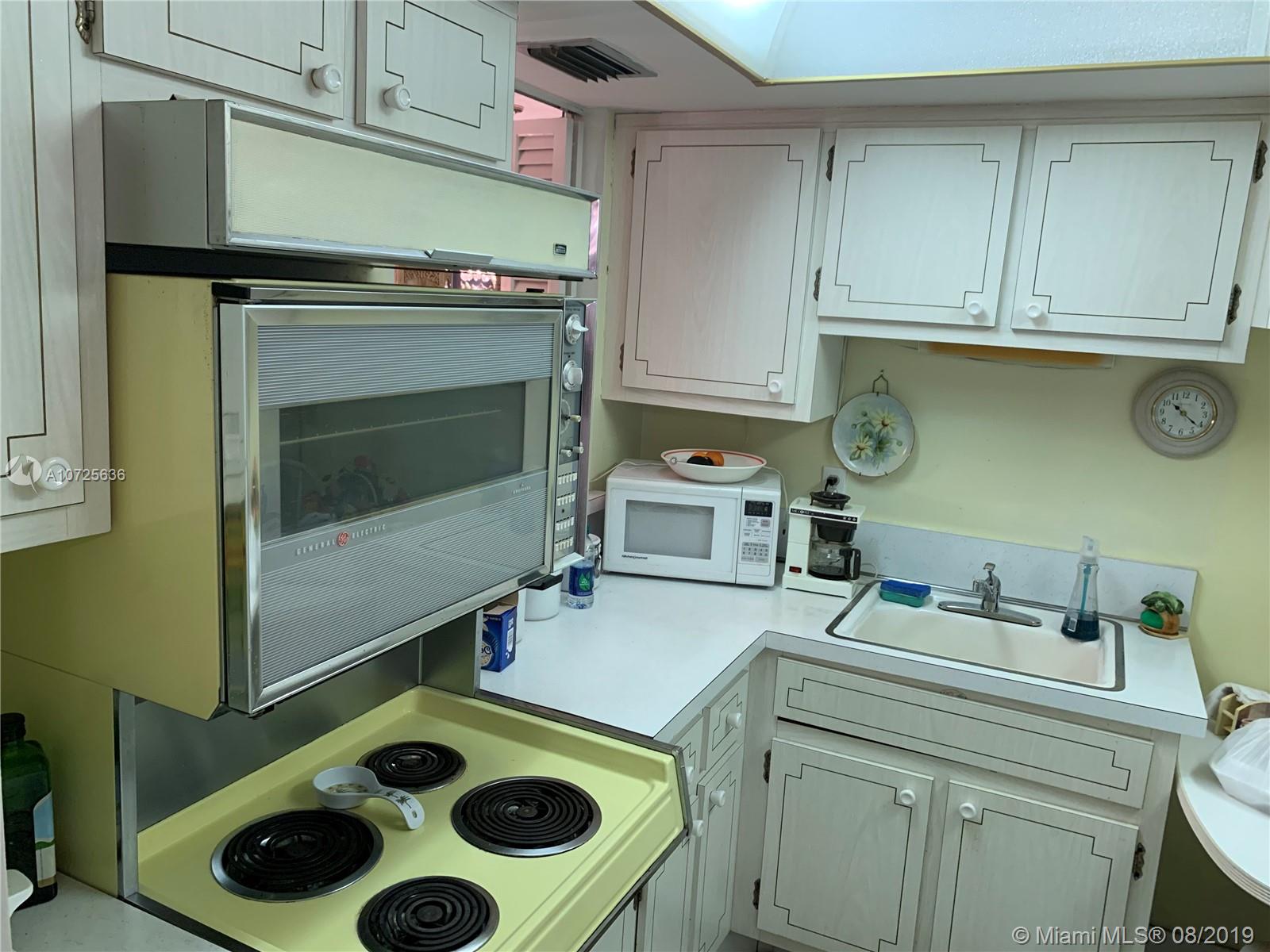 APRIL BREEZE CONDO - Residential Lease