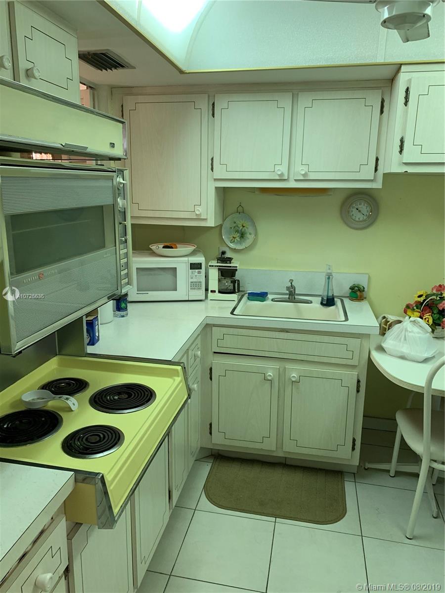 APRIL BREEZE CONDO - Residential Lease