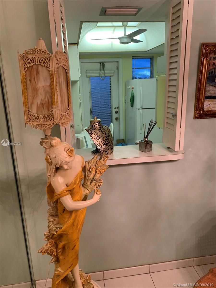 APRIL BREEZE CONDO - Residential Lease