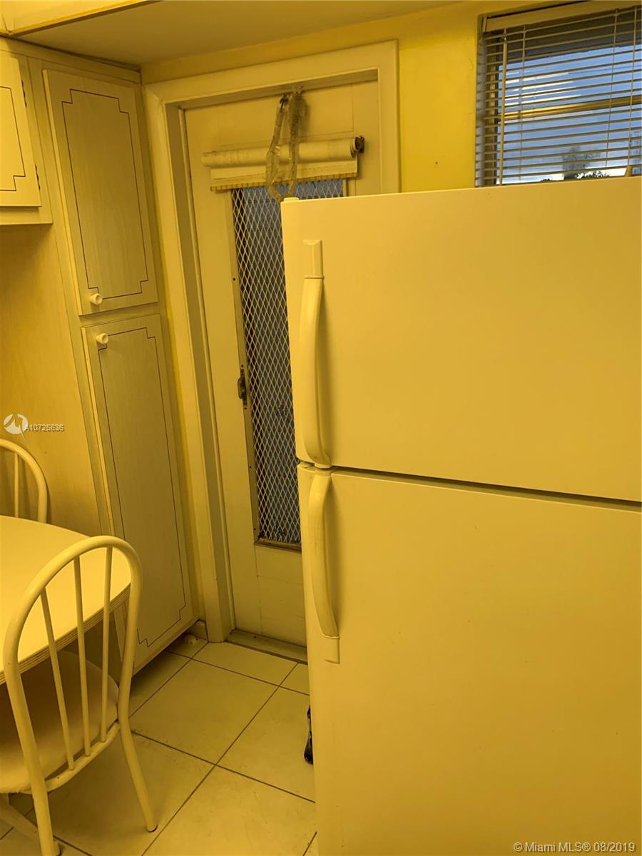 APRIL BREEZE CONDO - Residential Lease