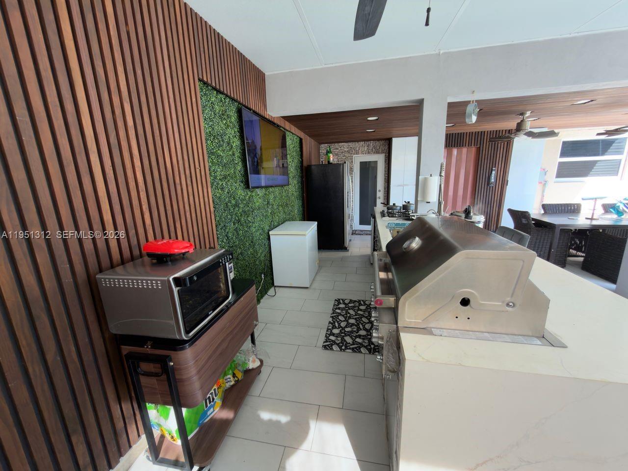 CHURCHILL DOWNS RESUB - Residential