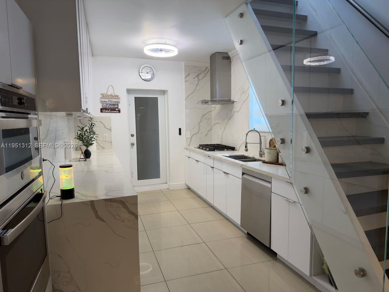 CHURCHILL DOWNS RESUB - Residential