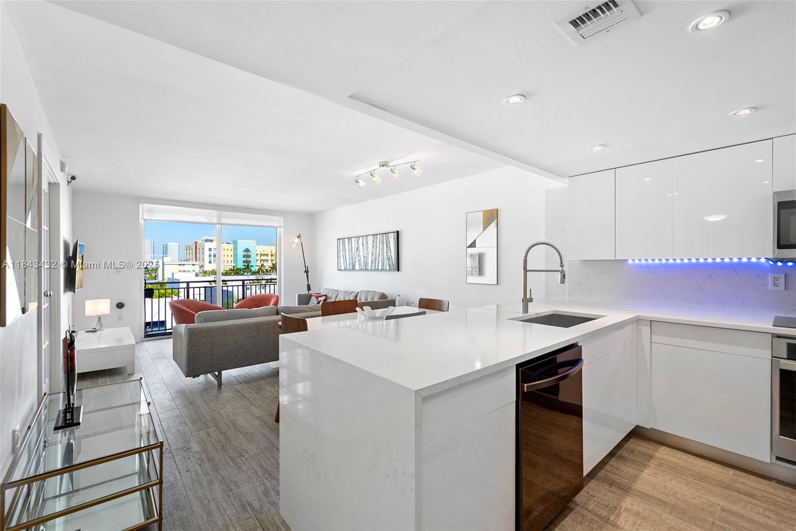 OCEAN POINT CONDO - Residential