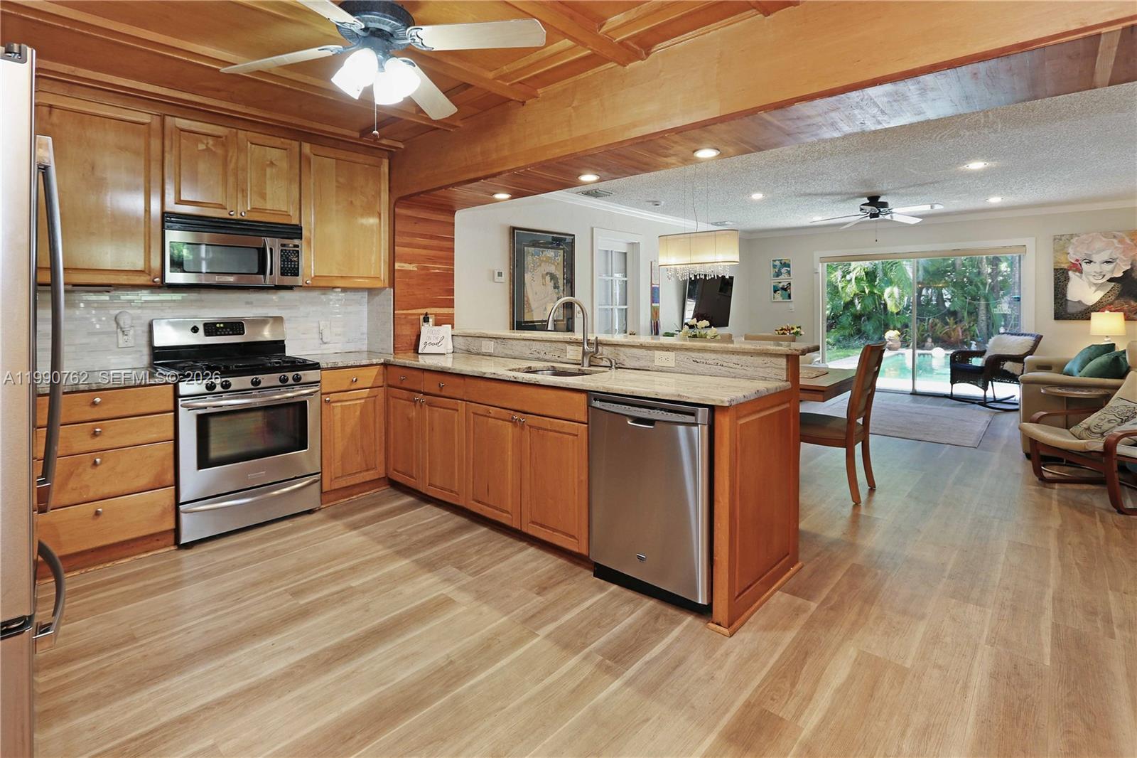 SUNSET TRAILS NO 4 - Residential