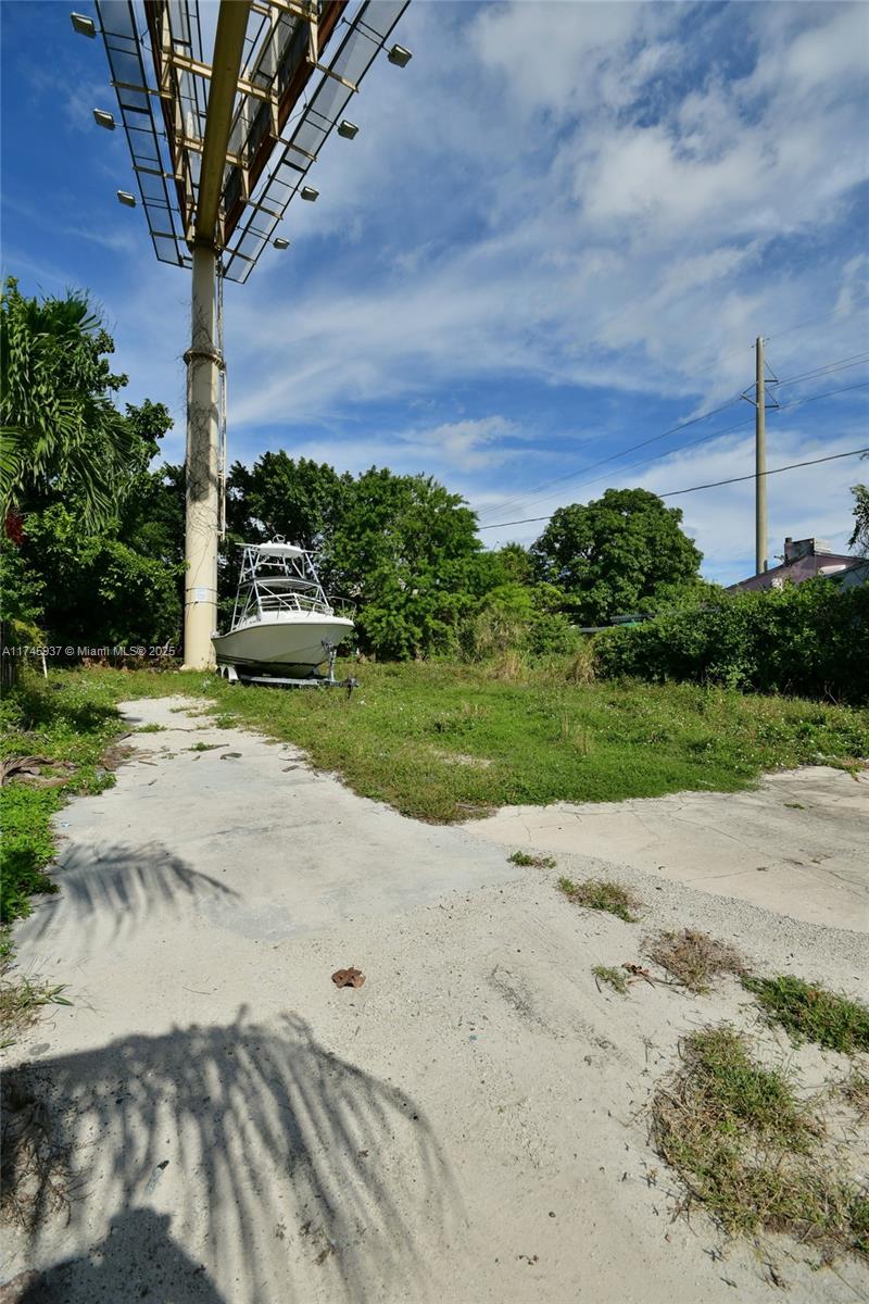 Bay Vista Park - Land