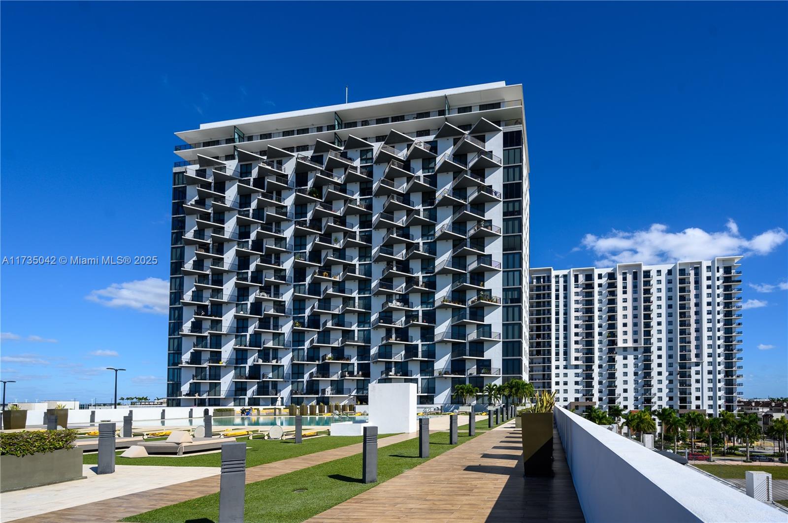 Rental Property at 5252 Nw 85th Ave 1405, Doral, Miami-Dade County, Florida - Bedrooms: 1 
Bathrooms: 1  - $3,000 MO.