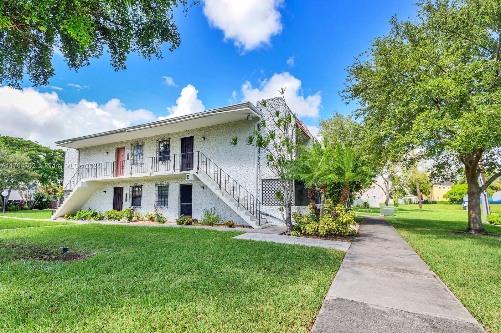 CASA GRANADA CONDO - Residential Lease