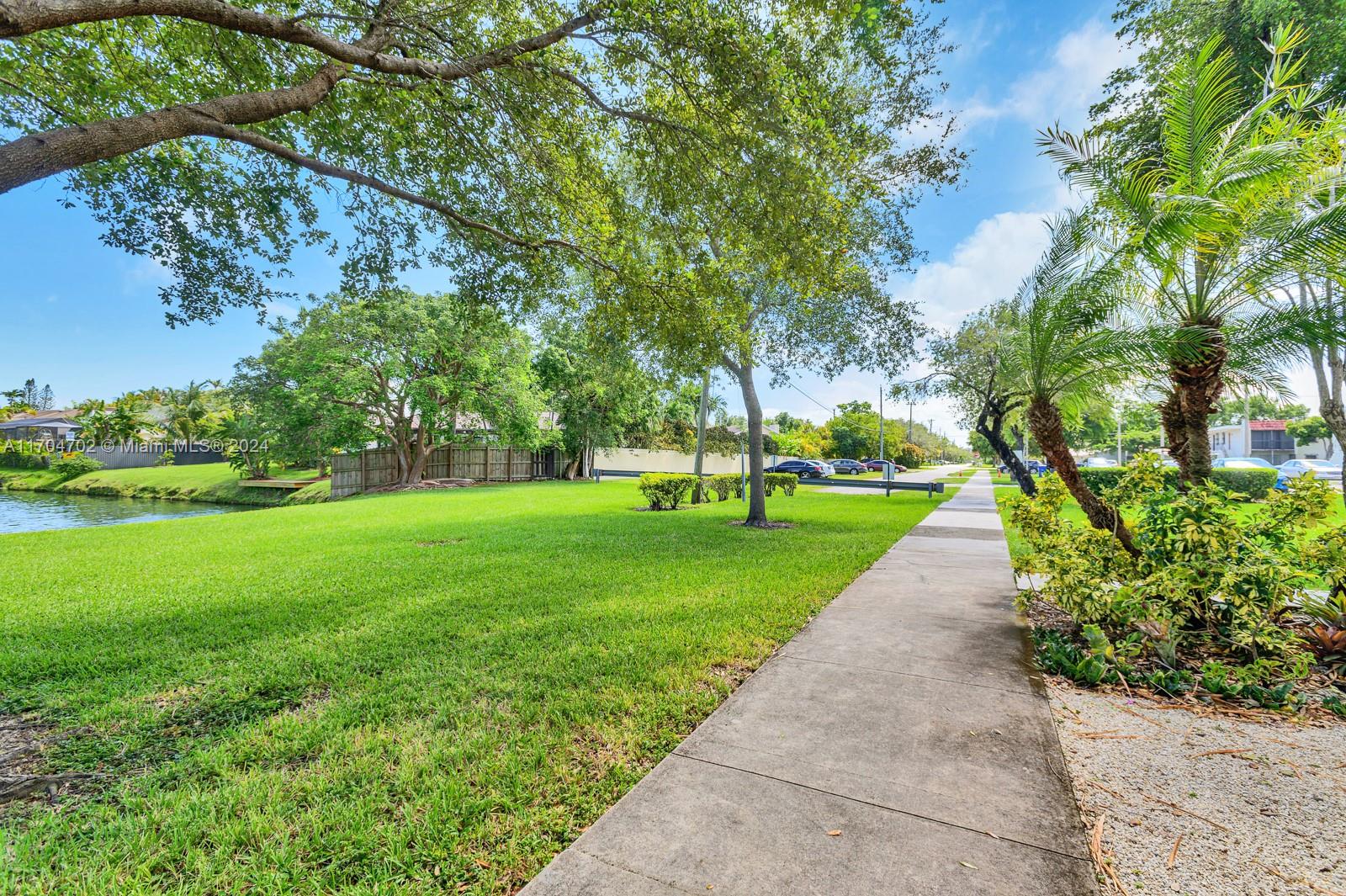 CASA GRANADA CONDO - Residential Lease