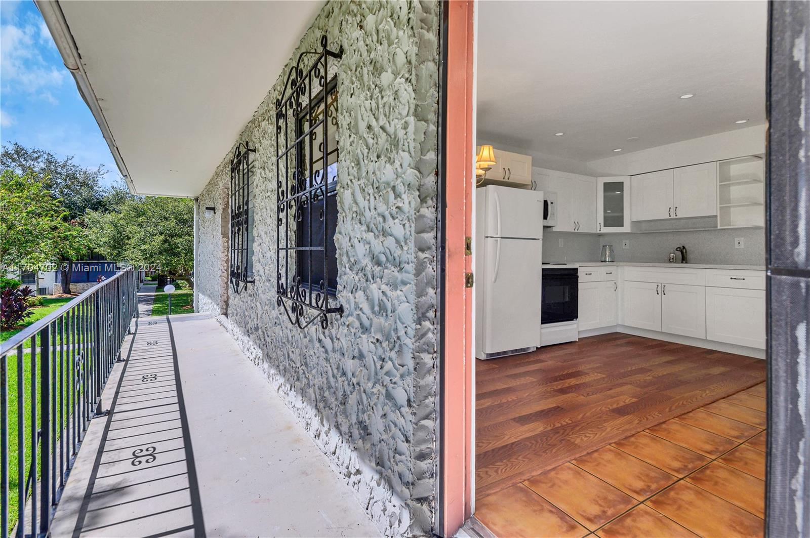 CASA GRANADA CONDO - Residential Lease