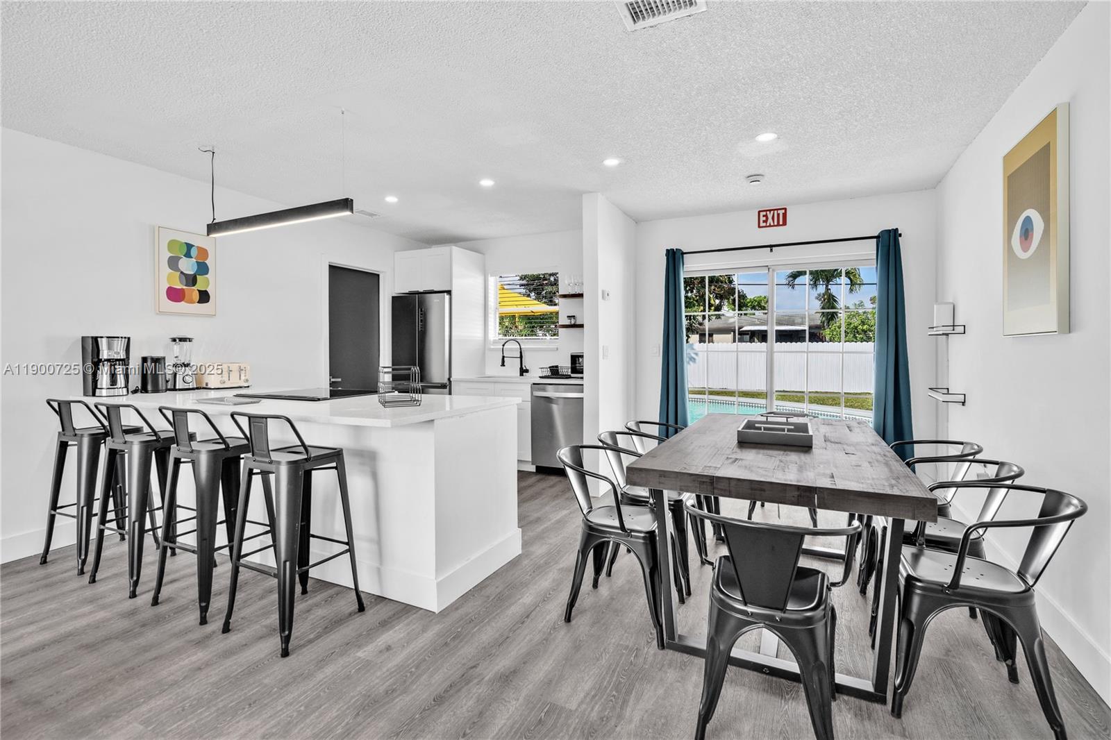 DRIFTWOOD ESTATES NO 3 - Residential Lease