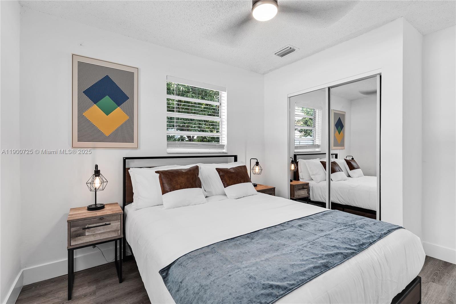 DRIFTWOOD ESTATES NO 3 - Residential Lease