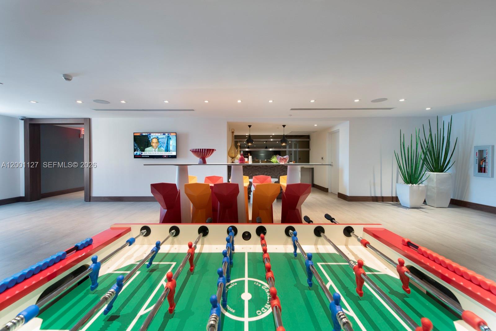 PARQUE TOWERS CONDO - Residential Lease