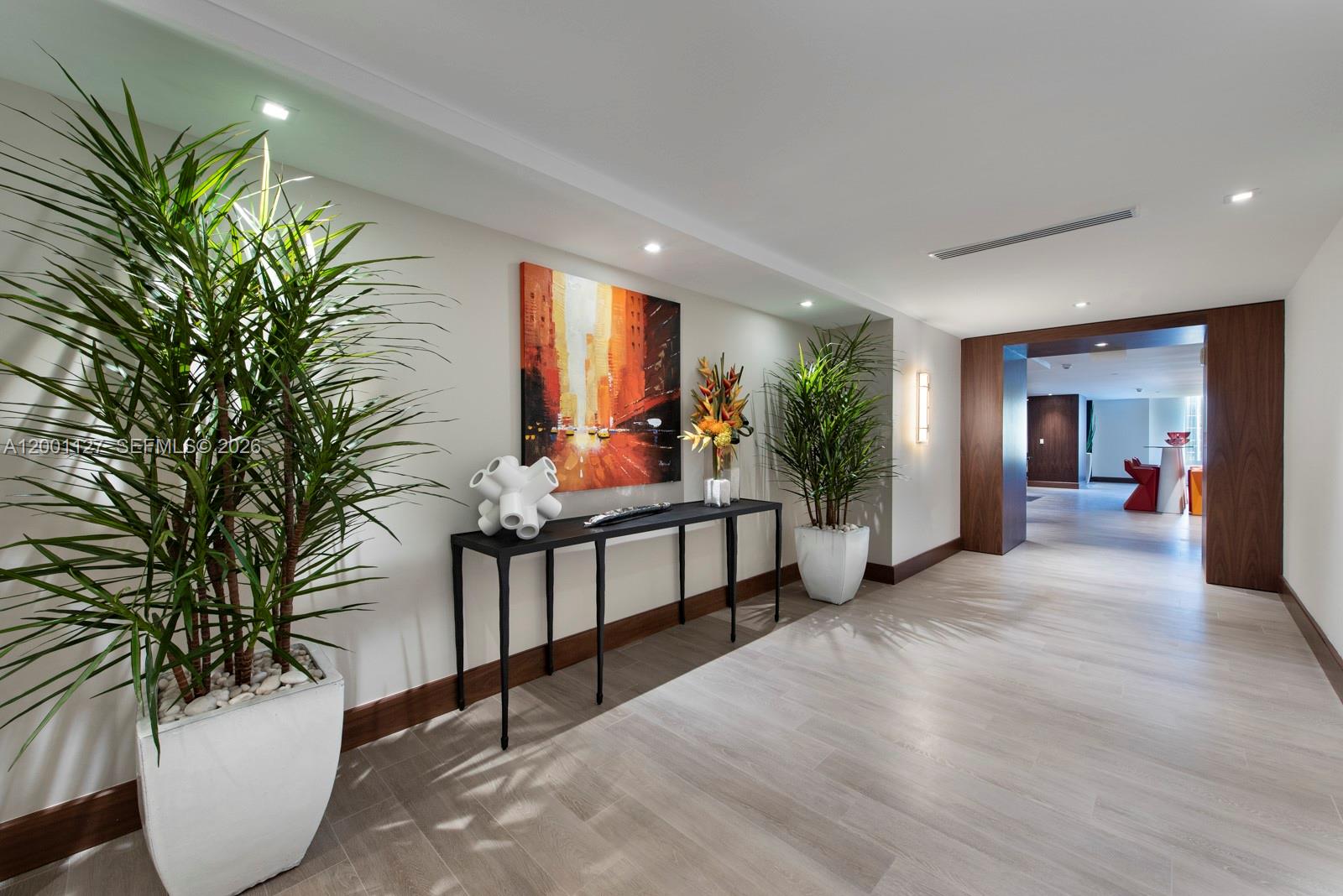 PARQUE TOWERS CONDO - Residential Lease