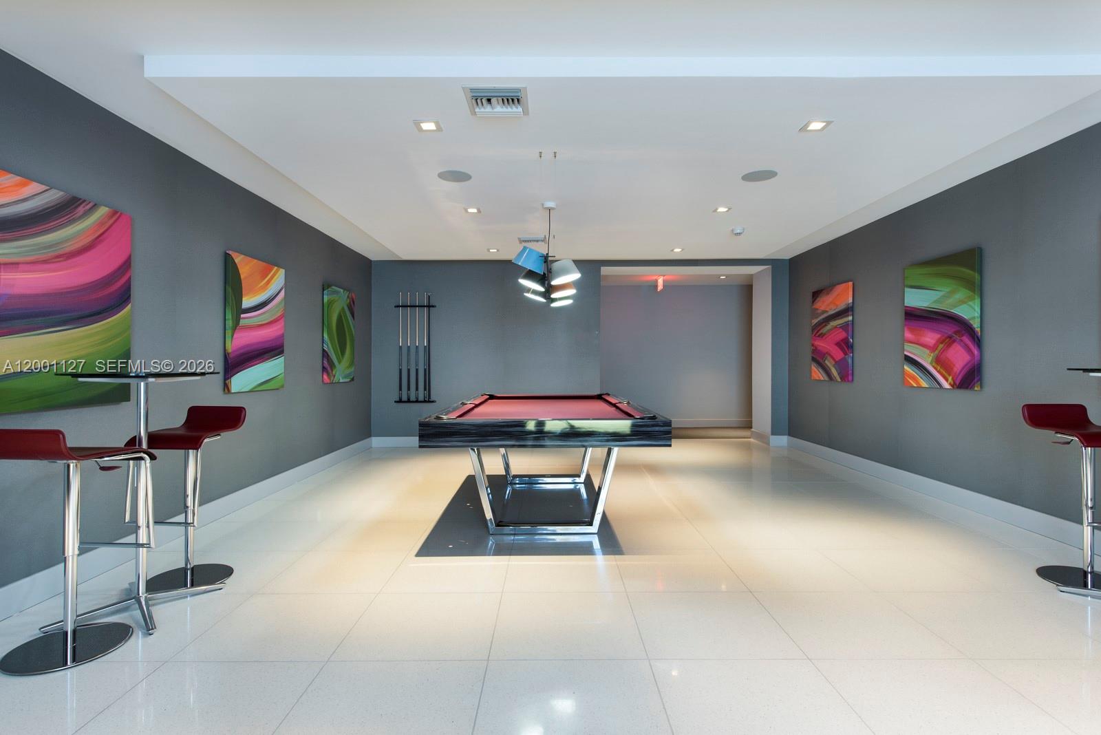 PARQUE TOWERS CONDO - Residential Lease