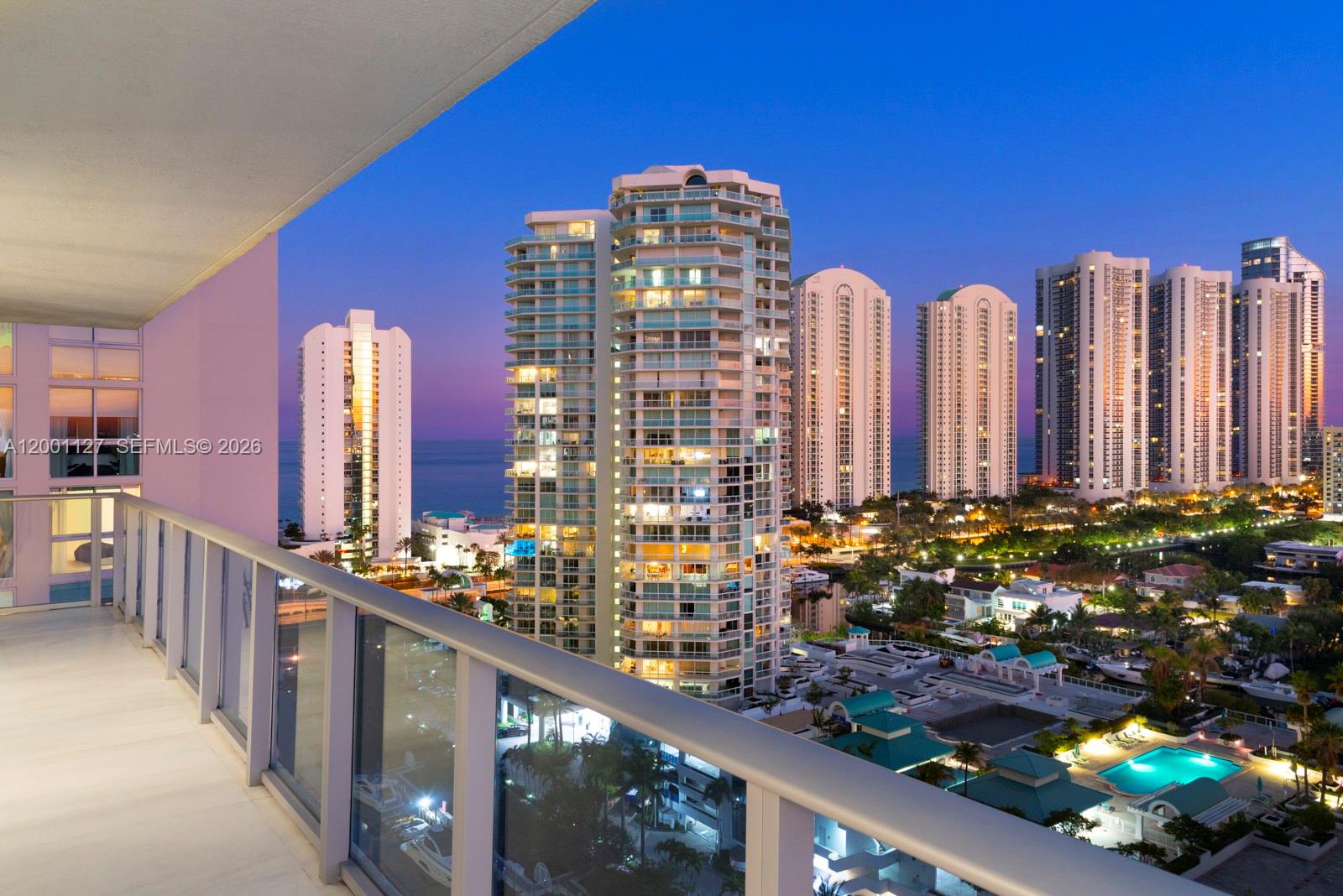 PARQUE TOWERS CONDO - Residential Lease