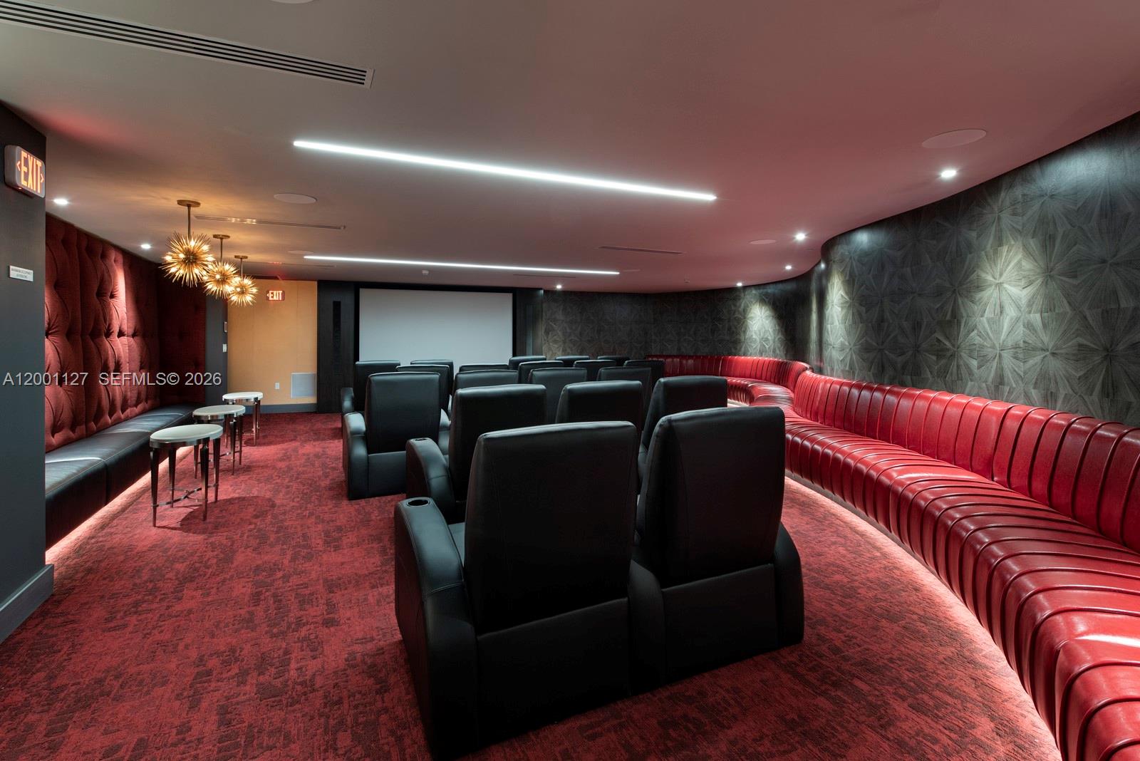 PARQUE TOWERS CONDO - Residential Lease