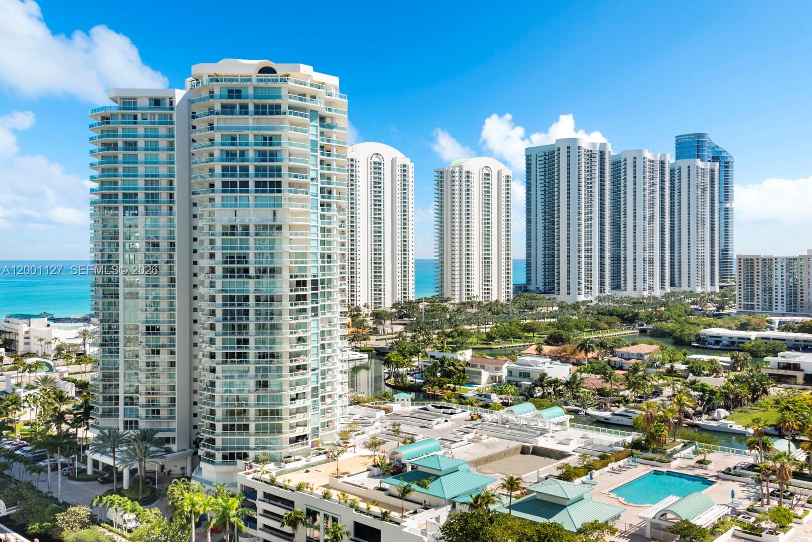 PARQUE TOWERS CONDO - Residential Lease