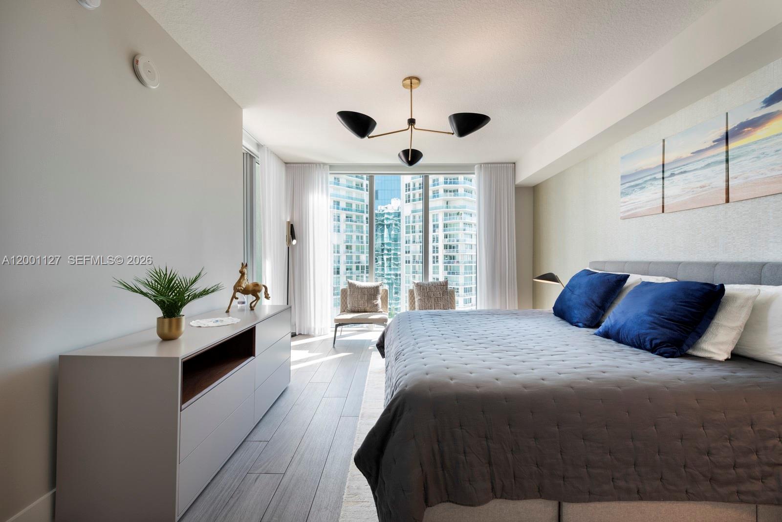 PARQUE TOWERS CONDO - Residential Lease