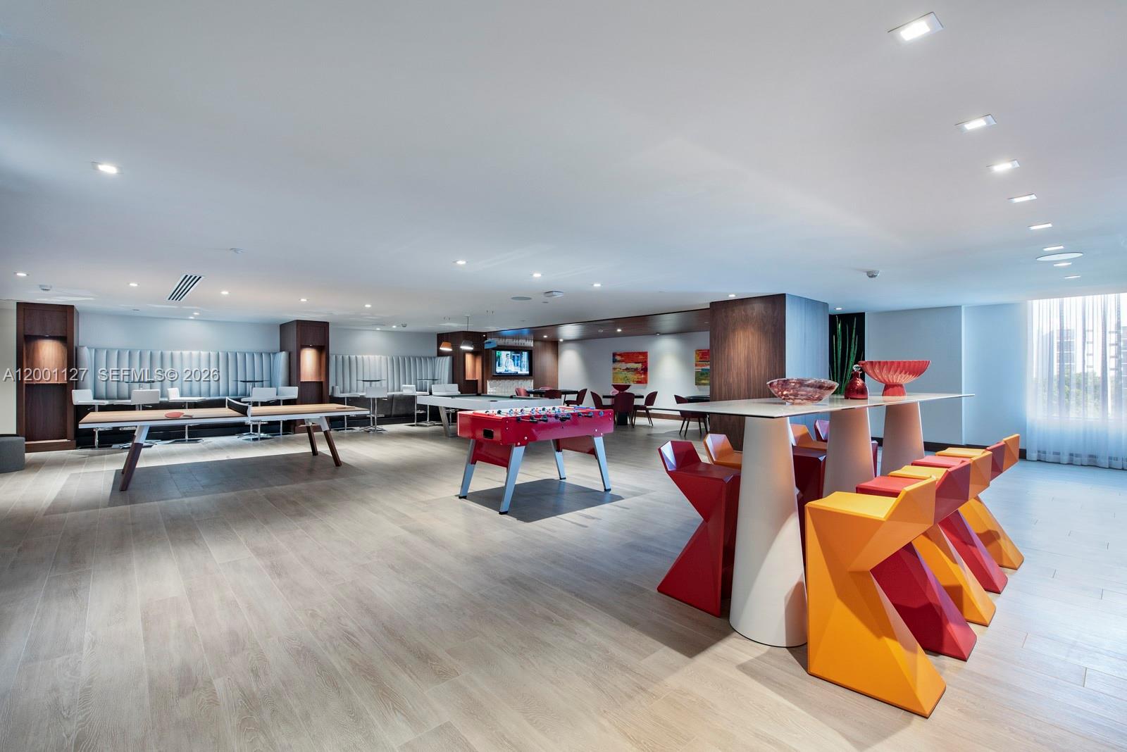 PARQUE TOWERS CONDO - Residential Lease