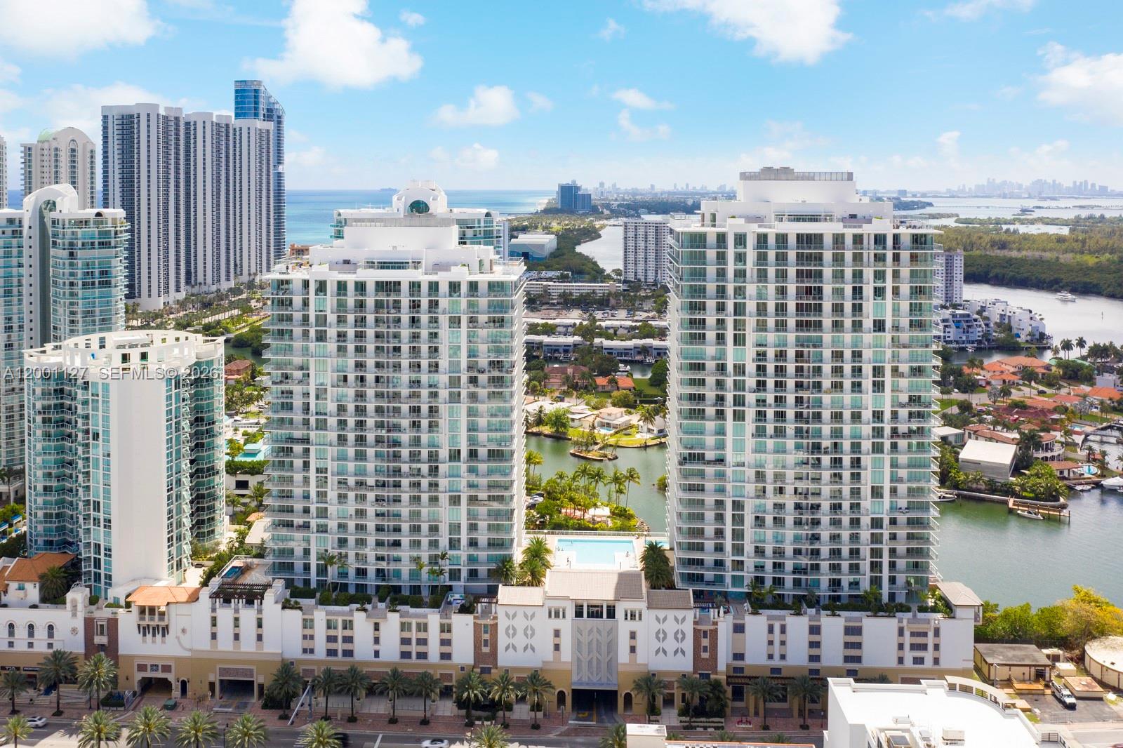 PARQUE TOWERS CONDO - Residential Lease