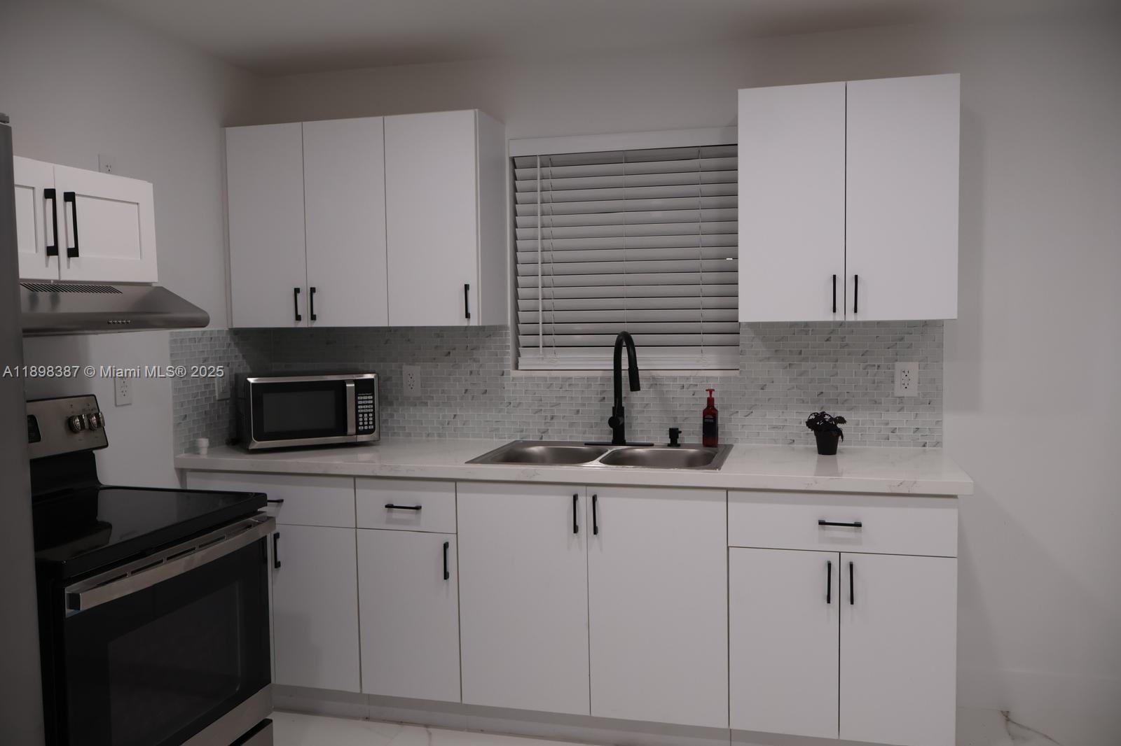 PARKWEST MANOR - Residential Lease