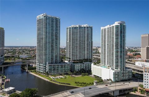 92 SW 3rd St 3608 Miami FL 33130