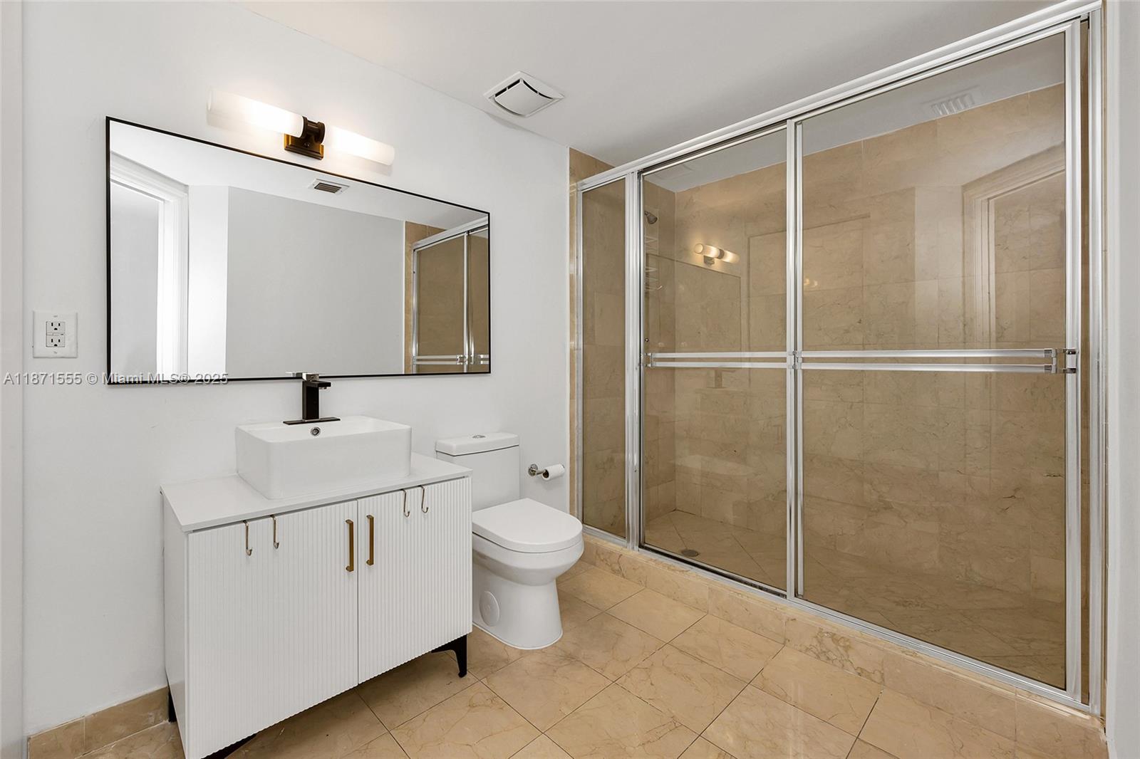 SOLIMAR CONDO - Residential