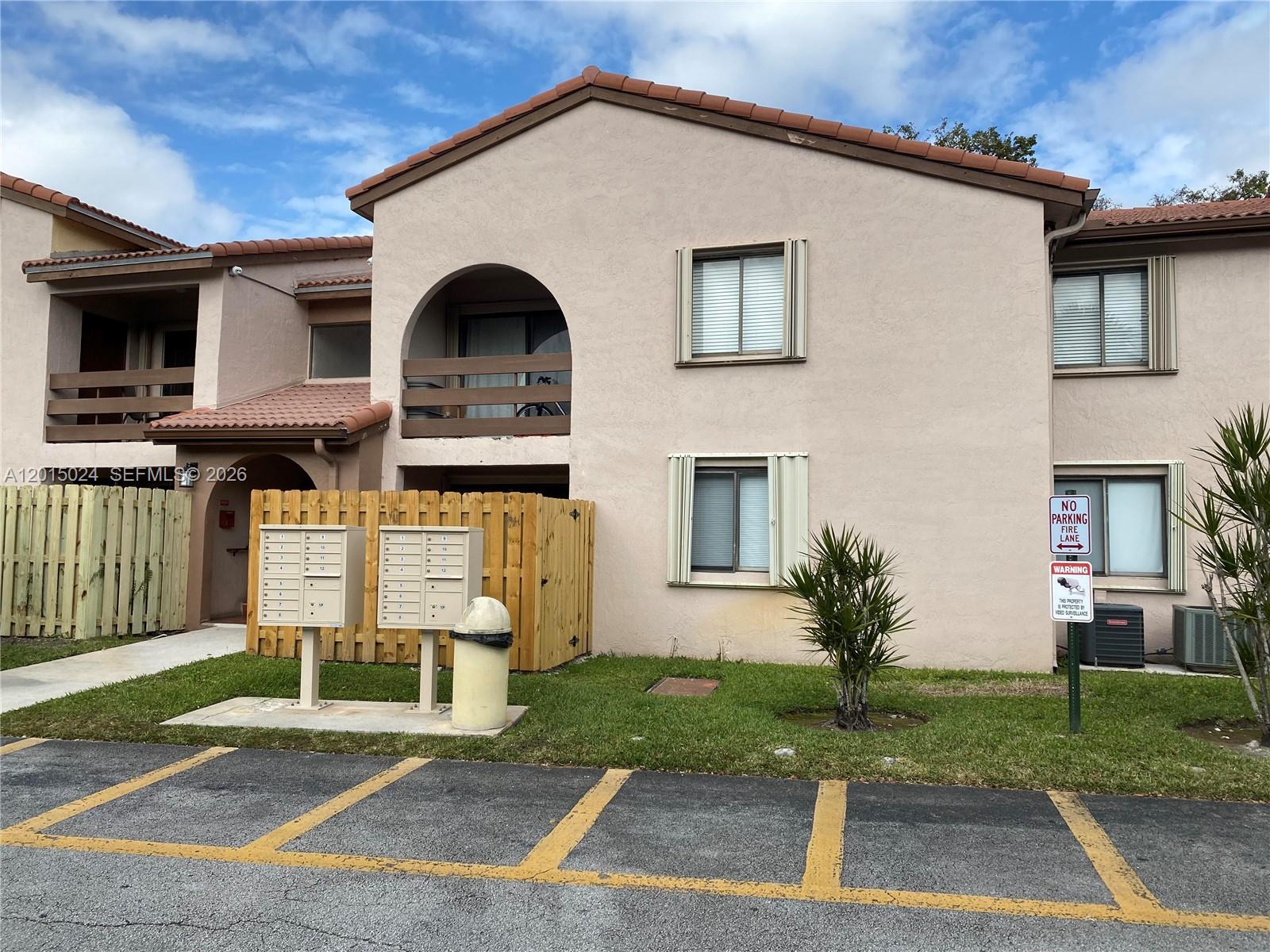 KENLAND WALK CONDO II - Residential Lease