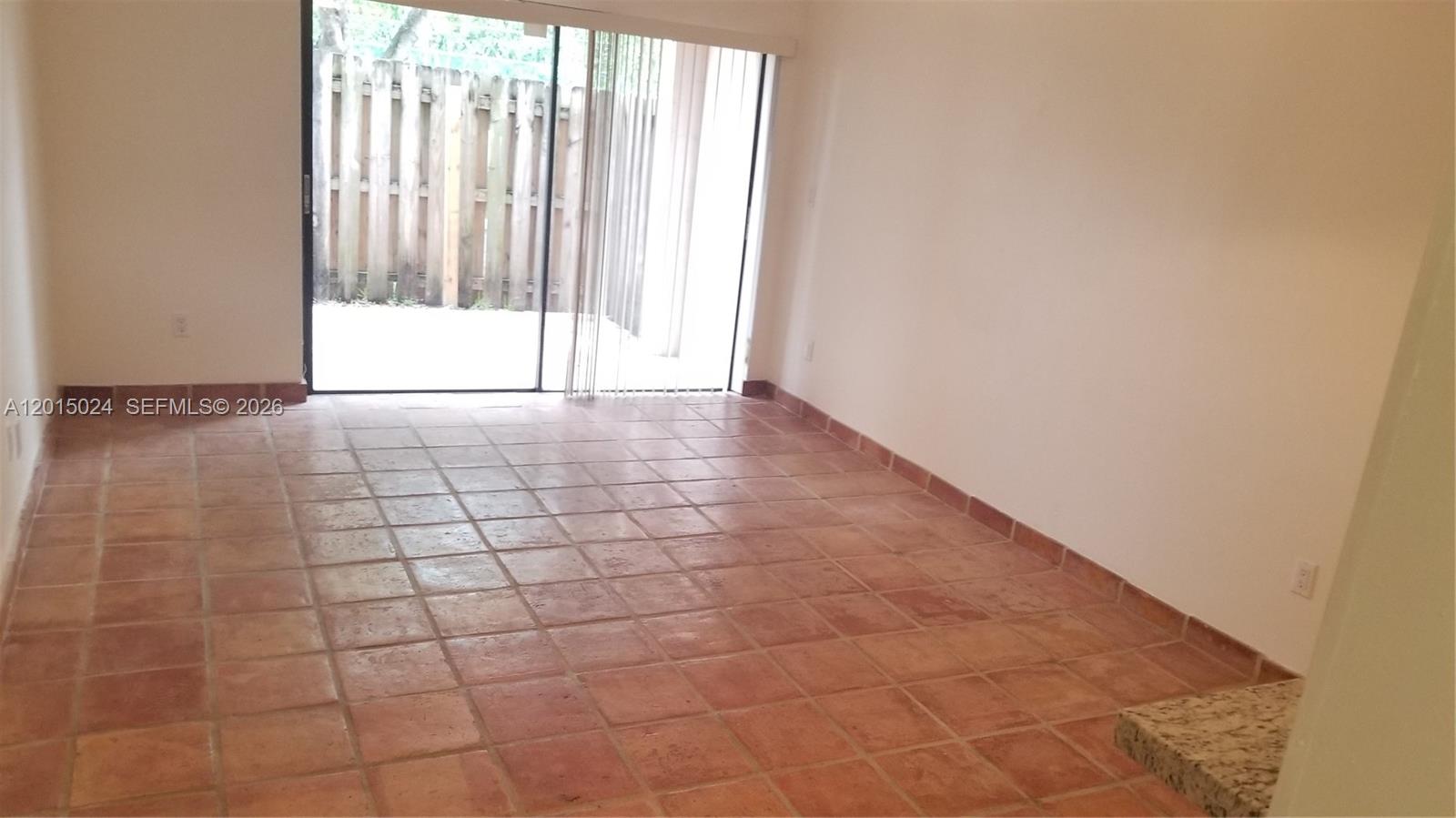 KENLAND WALK CONDO II - Residential Lease