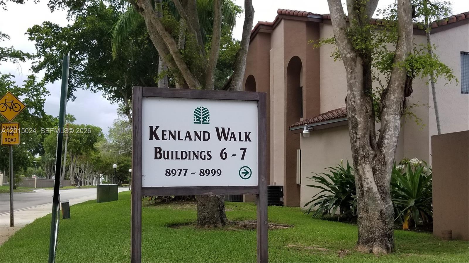 KENLAND WALK CONDO II - Residential Lease