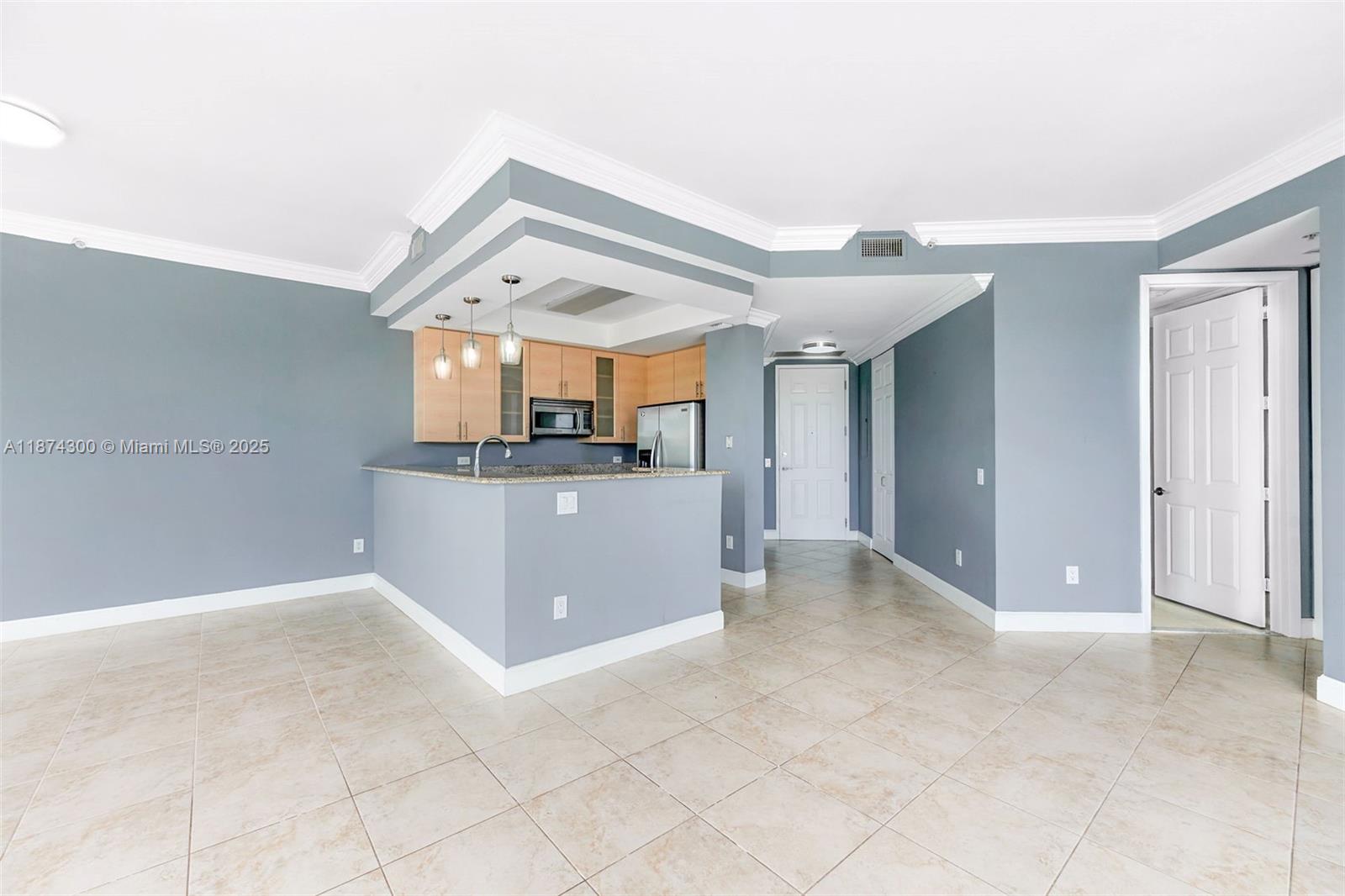 WILTON STATION RES CONDO - Residential