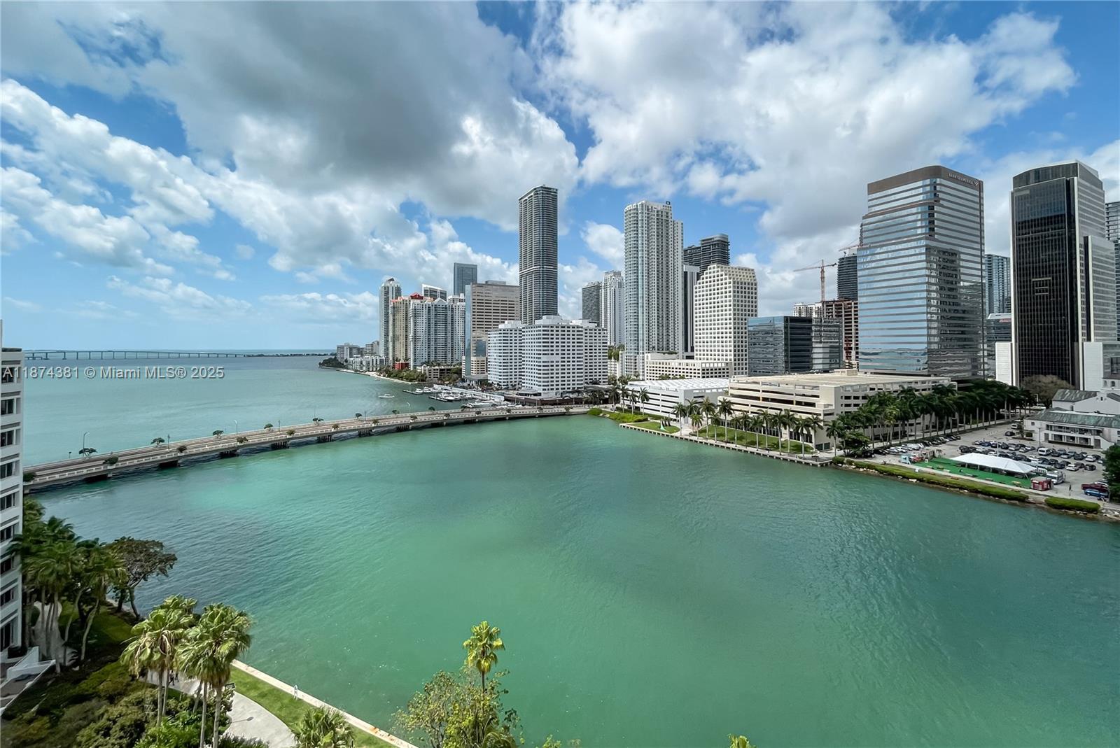 MUST SEE! Exquisite 3BR/2.5BA unit in prestigious Brickell Key. Beautifully remodeled, big balcony balcony with amazing water and city views. Stainless steel appliances, wine cooler. Building offers indoor racquetball & basketball courts, a heated pool, jacuzzi, BBQ area, children's playroom, business center, and a two-story fitness center. Brickell Key offers a marketplace, a bakery, restaurants, playground and a scenic jogging path. 2 covered, assigned parking spaces, complimentary valet for guests. Easy to show!
