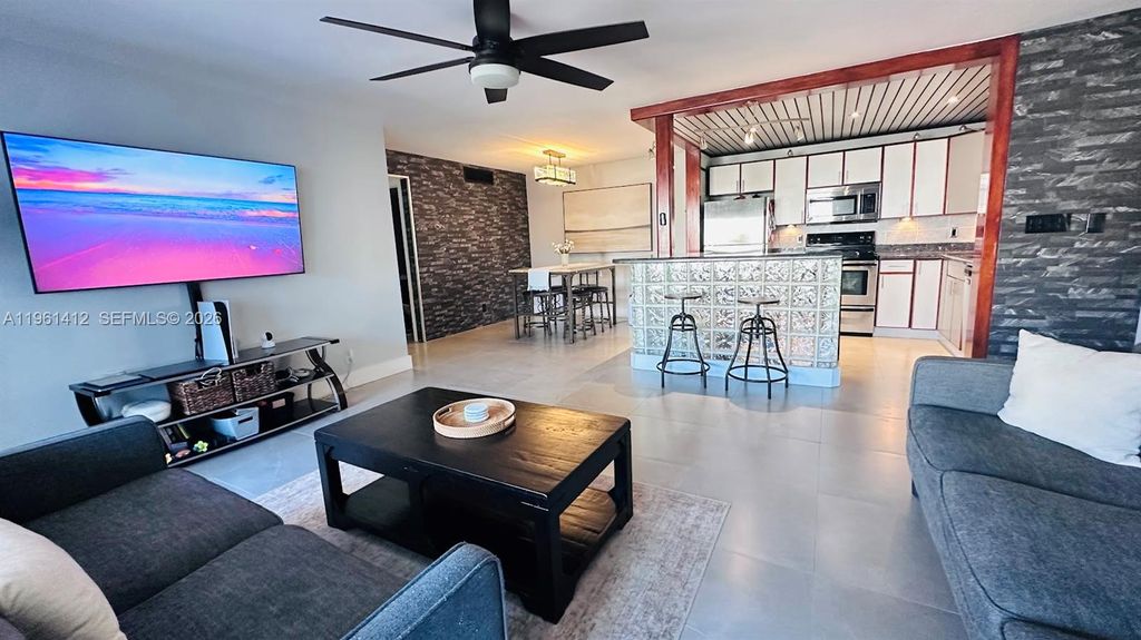 Photo of 509 Dotterel Rd #21A, Delray Beach, FL 33444 (MLS # A11961412)