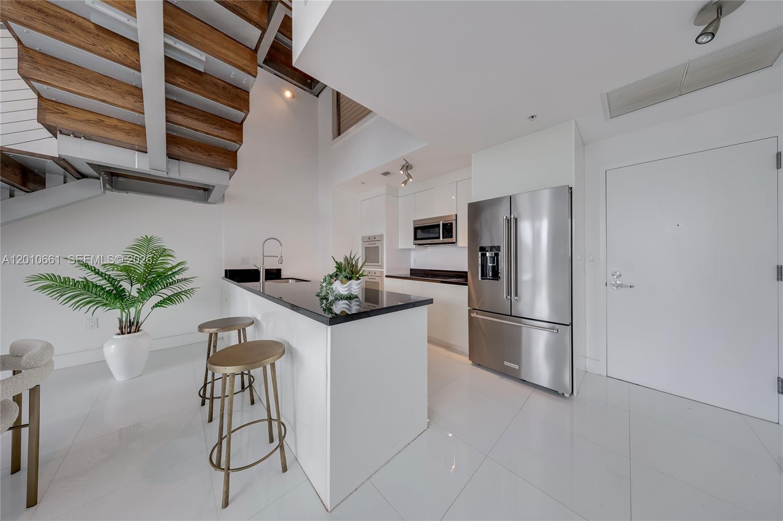 92 SW 3rd St 5202