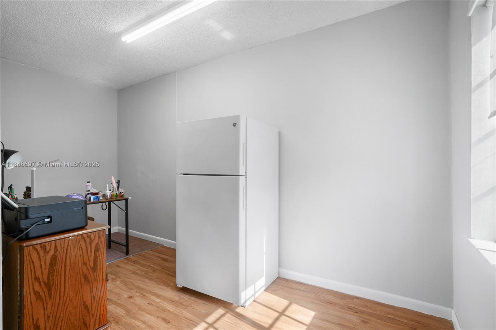 ROBINS VILLAS - Residential