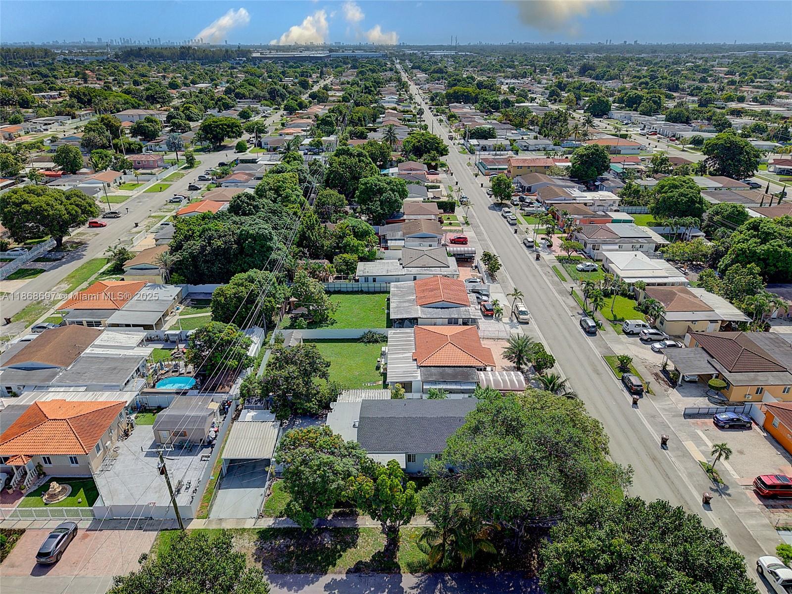 ROBINS VILLAS - Residential