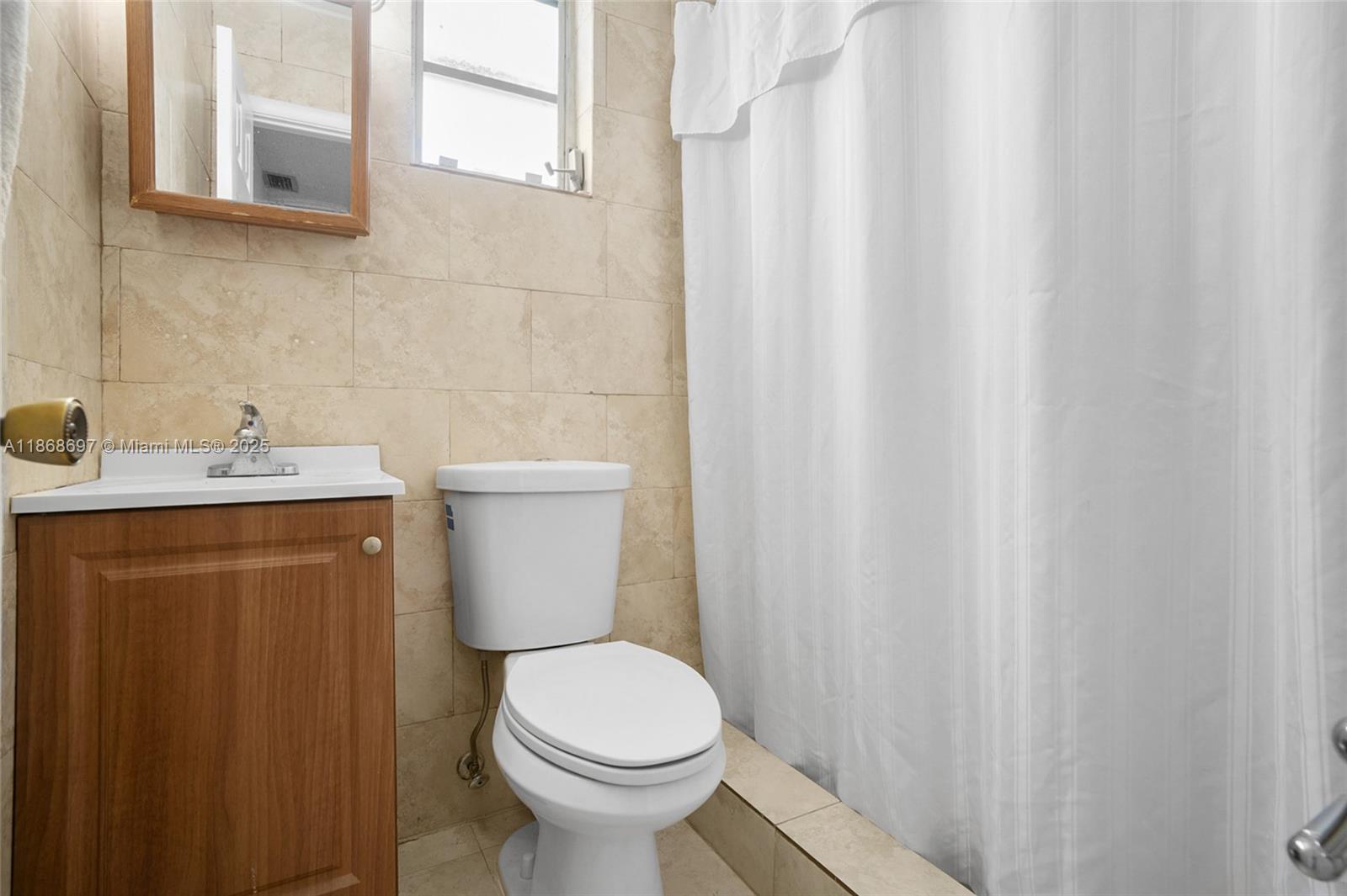 ROBINS VILLAS - Residential