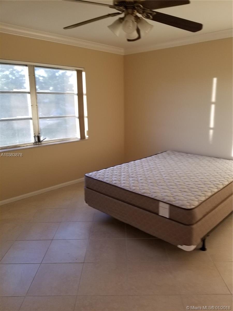 SANDALFOOT SOUTH TWO COND - Residential