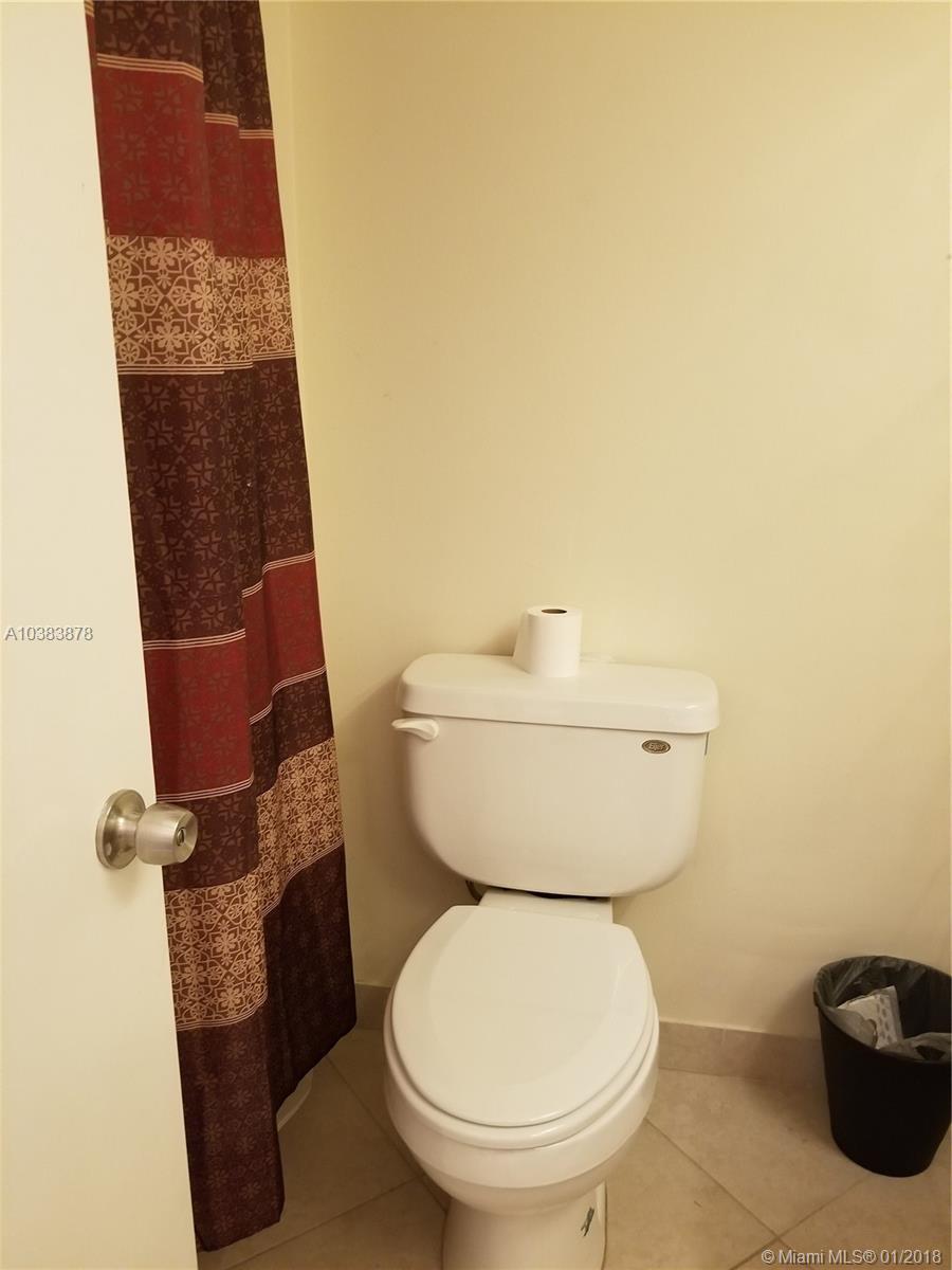 SANDALFOOT SOUTH TWO COND - Residential