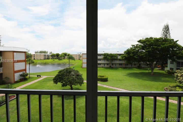 SANDALFOOT SOUTH TWO COND - Residential