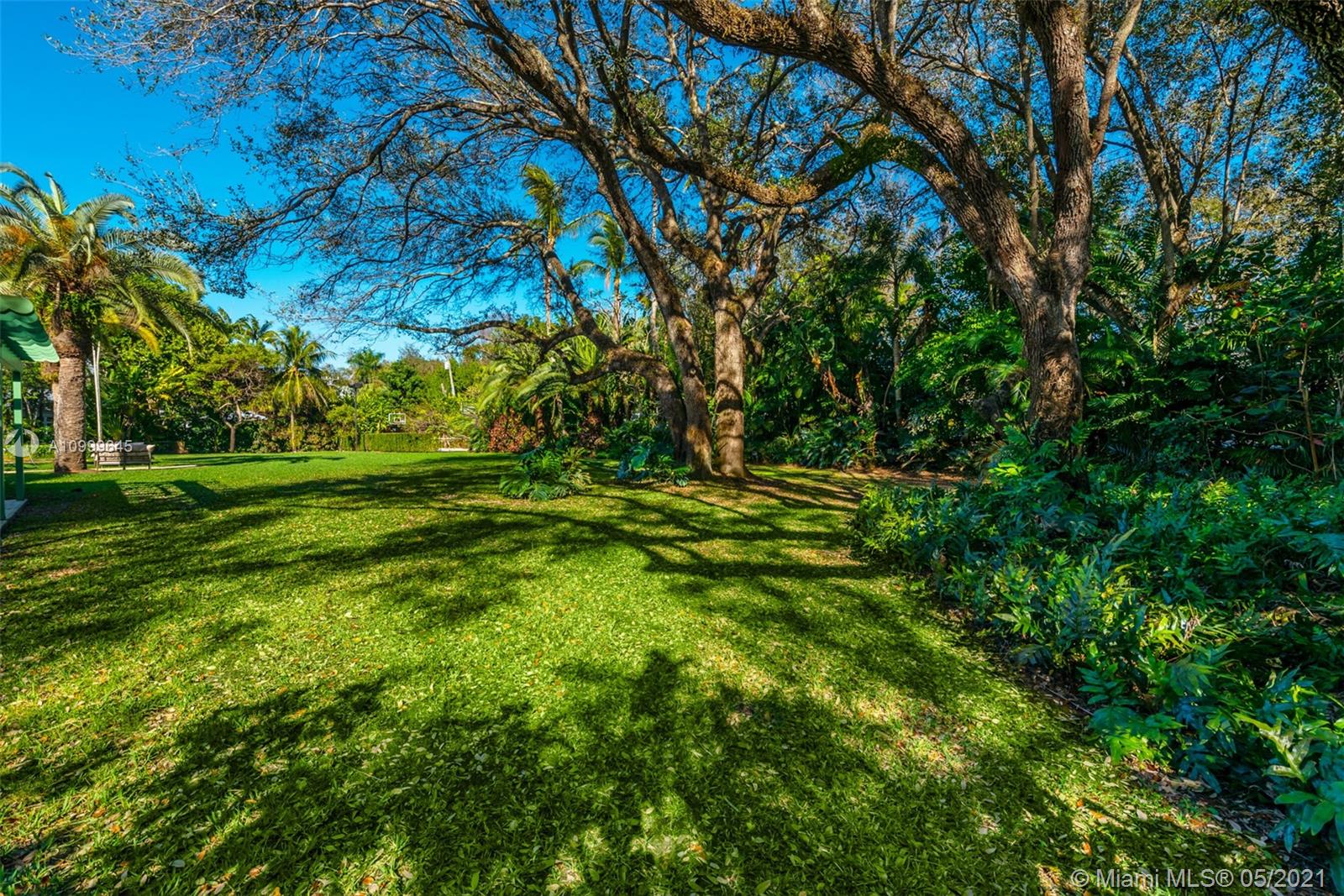 SNAPPER CREEK LAKES SUB - Residential