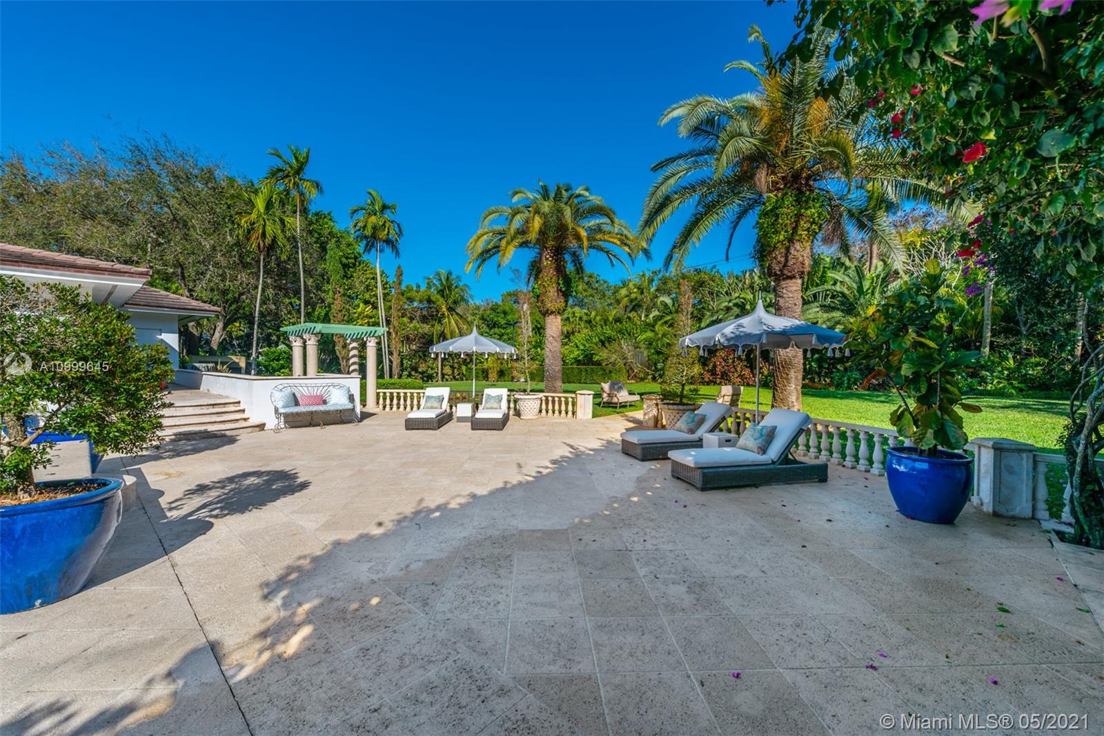 SNAPPER CREEK LAKES SUB - Residential